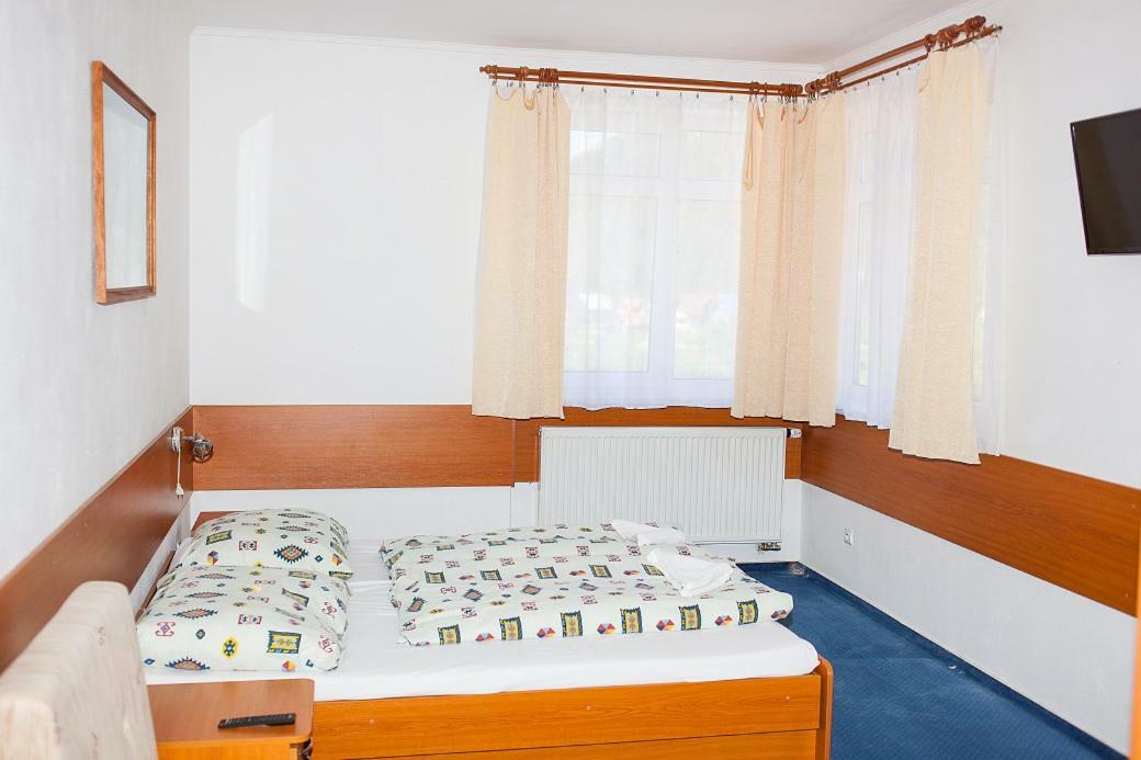 Penzion Centrum Hotel Bjelipotok Kültér fotó